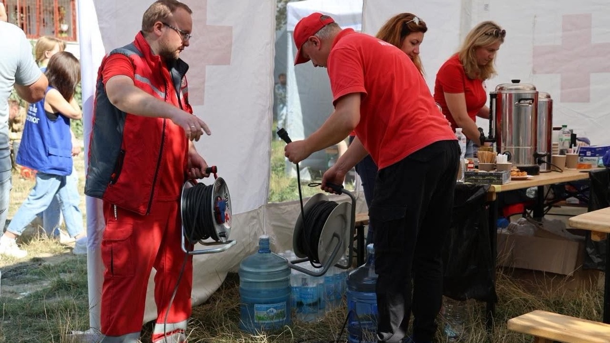 URCS sets up aid station for victims of Russian missile strike on Lviv