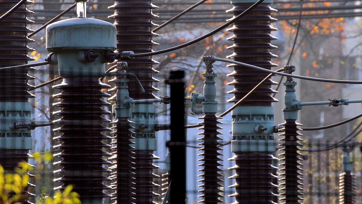 Bad weather leaves 228 settlements without power in five regions – Ukrenergo