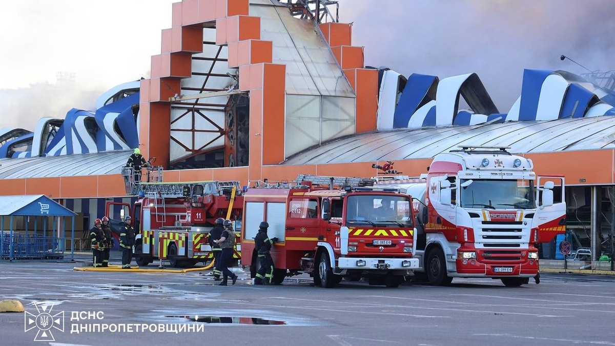 Epicenter on Kryvy Rih mall destruction: years of work lost, but staff safe