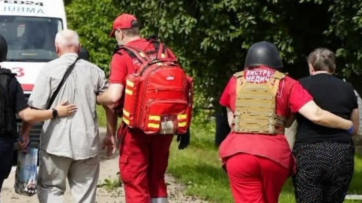 URCS assists victims of Russian missile strike on Kharkiv
